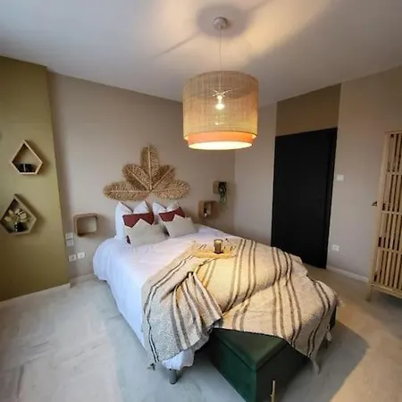 12 Personnes Proche Colmar * Niedermorschwihr